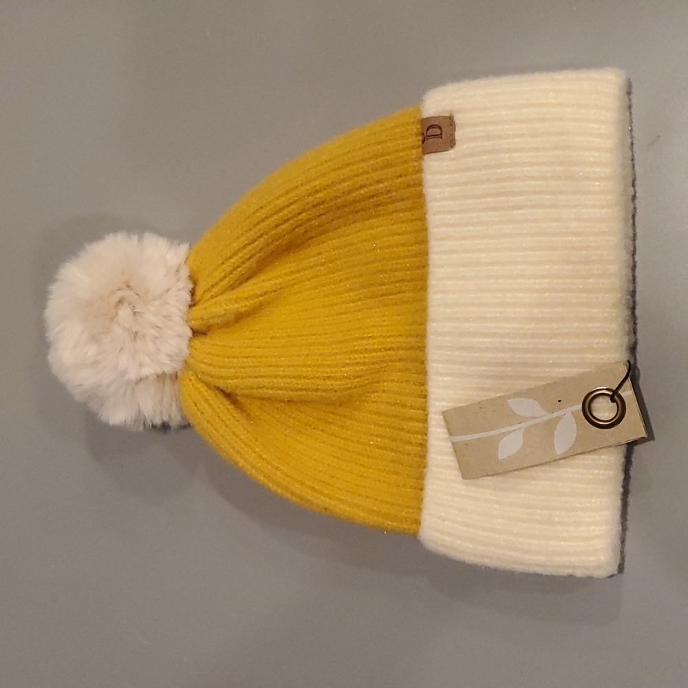 Urban Daizy Winter Hat